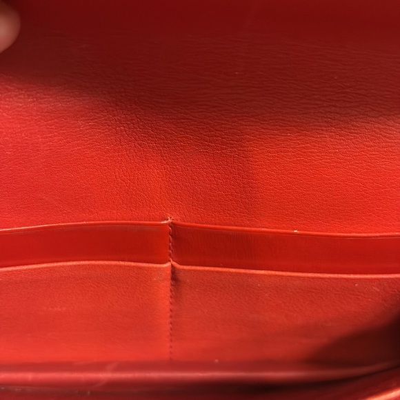 Loewe Leather Wallet, unbranded chain, wallet box & dust bag didn’t come with it - Picture 9 of 16